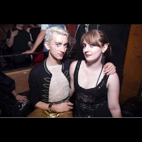 Meet your Posher, Samantha - Picture 2 of 8